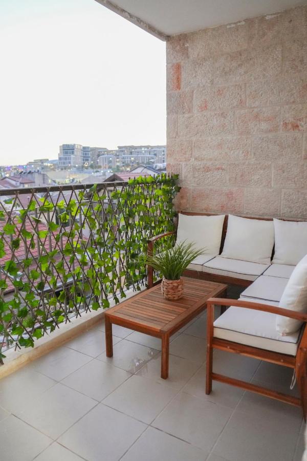 The Location In Appartement *